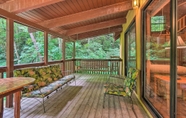 Others 2 Pet-friendly Topton Home w/ Furnished Deck!