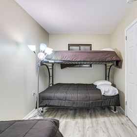 Interior1波科諾斯寵物友好逃逸地帶帶有遮蔽門廊及甲板,Brook House Gallery Incorporated飯店