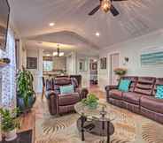 Lain-lain 4 Bluffton Getaway: Fenced Yard, 7 Mi to Beach!