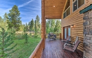 Lain-lain 2 Island Park Cabin w/ Stunning Forest Views!