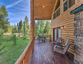 Lain-lain 2 Island Park Cabin w/ Stunning Forest Views!