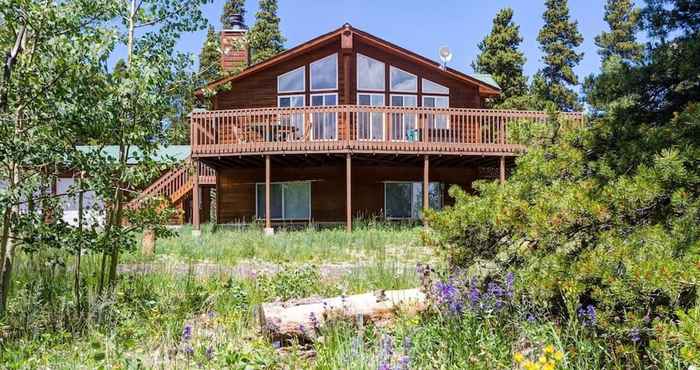 Others Bohemian Inspired Mountain Chalet on 2 5 Acres Aspens Hot Tub Pet Friendly