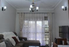 Lainnya 3 Driftwood Apartment - Uganda