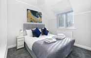 Others 3 2 Bdrm Penthouse with parking Wycombe
