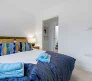 Others 5 Ewell Modern Design 2 Bedroom Apartment