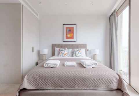 Lainnya Luxurious 2BD Flat by the River Thames - Vauxhall