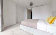 Lain-lain 5 Luxurious 3 Bedroom Flat by the River Thames - Vauxhall