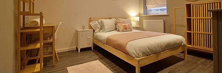 Lainnya Bellerose Three