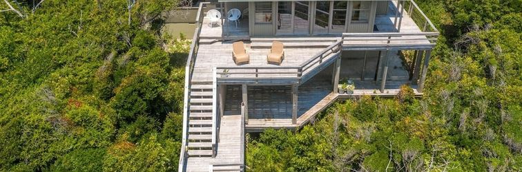 Others The Green Flash 4 Bedroom Home by RedAwning