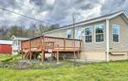 Lainnya 7 Country Cottage w/ Private Deck, Near Hiking!
