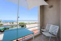 Others Sea View Apartment by Rent4all