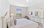 Others 6 5000 Cayview Avenue #304