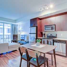 Primary image 1 Rooftop Suite - Walk to CN Tower, MTCC, Entertainment District, Khách sạn Lamport Stadium