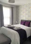 Room Charming 2-bed House in Wavertree Liverpool