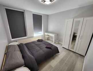 อื่นๆ 2 New Refurb 2-bed Apartment in London