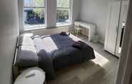 Lainnya 3 New Refurb 2-bed Apartment in London