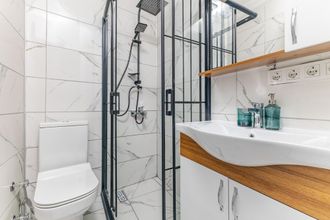 Others 4 Comfortable Spacious Flat in Besiktas