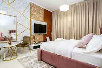 Others 4 Tanin - Wake Up To Dubai Skyline From This Stylish Studio