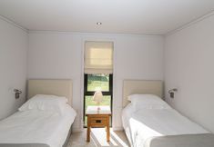 Others 4 Manor Farm Lodge