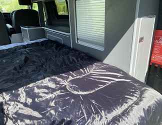 Others 2 Inviting 2 bed Camper in Holyhead