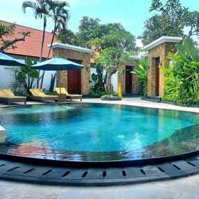 Primary image 1 阿拉木耶蓬别墅, Joni Restaurant 酒店