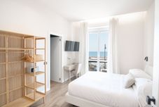 อื่นๆ Albium Hotel