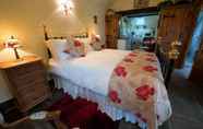 Lain-lain 7 Charming 1-bed Cottage in Staffordshire