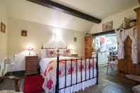 Lainnya Charming 1-bed Cottage in Staffordshire