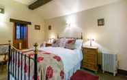 อื่นๆ 3 Charming 1-bed Cottage in Staffordshire