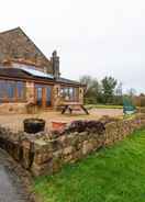 ภาพหลัก Lakeside Escape, Stone Countryside Cottage