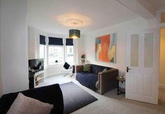 기타 6 Remarkable 3-bed House in Bath