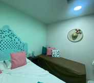 Lainnya 7 Cr-4 Room In Getsemani With Breakfast Wifi And Air Conditioning