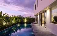 Lainnya 5 Top Selling 3 Bedrooms Beachfront Villa in Ketewel