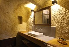 Others 5 1811 Cave Hotel