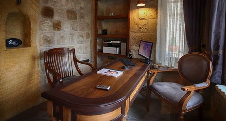 Others 2 1811 Cave Hotel