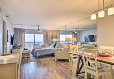 其他 7 Beachfront Madeira Beach Condo w/ Ocean Views