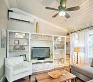 Others 7 Chic Sarasota Cottage - Mins to Beach & Downtown!