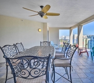 Lainnya 7 Coastal Penthouse: Steps to New Smyrna Beach!