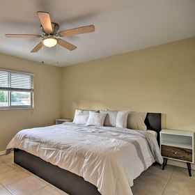 Interior 1 Cozy Indian Rocks Beach Condo - Steps to Beach!, Pinellas County Hotels