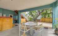 Others 6 Indian Rocks Vacation Rental Condo: Steps to Beach