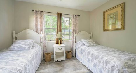 Others 2 Hook, Line & Leisure: Lakefront Gem, 2 Mi to Dtwn