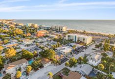 Others 4 Madeira Beach Studio w/ Easy Access to Shore!