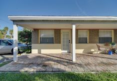 Others 3 Walk to Gulf: Madeira Beach Condo w/ Patio
