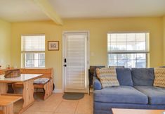 Lain-lain 6 Walk to Gulf: Madeira Beach Condo w/ Patio