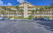 Others 3 Luxe Top-floor Condo in Beautiful Lely Resort