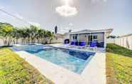 Others 7 Naples Vacation Home: Private Pool + Hot Tub!