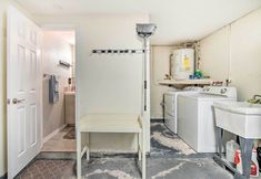 Others 4 Sun-soaked Hudson Getaway w/ Canal Access!