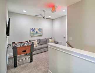 Khác 2 Upscale Florida Townhome - 1/2 Mi to Beach!