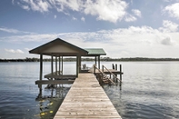 Lain-lain Lake Broward Cabin w/ Private Boat Launch & Dock!