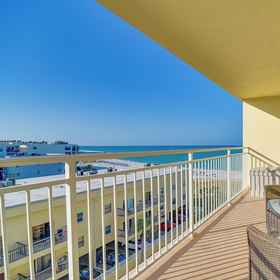 Primary image 1 Waterfront Condo w/ Patio & Pool on Madeira Beach!, Hotel Pinellas County